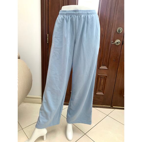 Uniqlo Wide Cotton Blend Sweatpants in 61 Blue - Picture 2 of 8